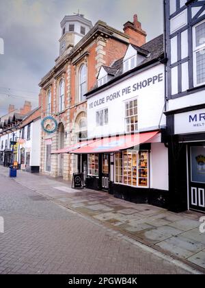 Das Äußere des „Ye Olde Pork Pie Shoppe“ von Dickinson & Morris in Melton Mowbray, Leicestershire, Großbritannien Stockfoto