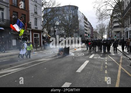 Lille, Frankreich, 23. März, 2023. Massiver Protest in ganz Frankreich gegen die Rentenreformen. Das Rentenalter soll von 62 auf 64 Jahre angehoben werden Stockfoto