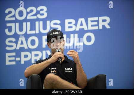 São PAULO, SP - 24.03.2023: EPRIX DE São PAULO - Sergio Sette Câmara (BRA) gibt am 23. März 2023 vor dem ePrix von São Paulo eine Pressekonferenz. (Foto: Renato Assis/Fotoarena) Stockfoto