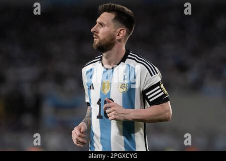 Buenos Aires, Argentinien. 23. März 2023. Lionel Messi aus Argentinien bei einem internationalen Freundschaftsspiel zwischen Argentinien und Panama im Estadio Mas Monumental Antonio Vespucio Liberti. Endergebnis: Argentinien 2 - 0 Panama (Kreditbild: © Manuel Cortina/SOPA Images via ZUMA Press Wire) NUR REDAKTIONELLE VERWENDUNG! Nicht für den kommerziellen GEBRAUCH! Stockfoto