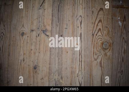 Aufräumung eines alten Holzfußbodens in einem verlassenen Gebäude. Ländlicher Missouri, MO, USA, USA, USA Stockfoto
