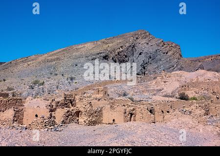 Die Burgruinen von Tanuf, Wadi Tanuf, Al Dakhiliyah, Oman Stockfoto