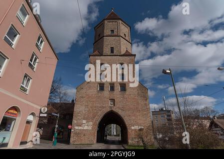 Jakobertor, 14. Jahrhundert, historisches Stadttor, Augsburg, Bayern, Deutschland Stockfoto