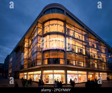 PEEK & Cloppenburg, Kaufhauskette, Königsstraße, Blue Hour, Stuttgart, Baden-Württemberg, Deutschland Stockfoto