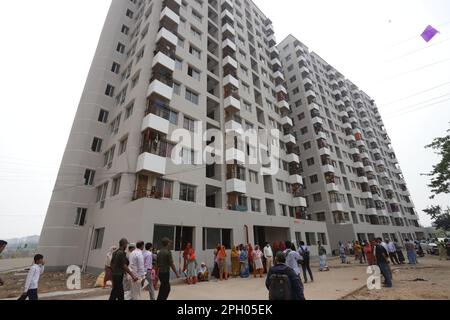 Die National Housing Authority nimmt das von der National Housing Policy-2016 in Auftrag gegebene Projekt zur Lösung der Wohnungskrise für Slumbewohner. Stockfoto