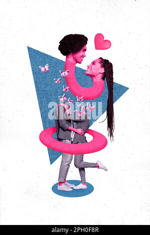 Flippiges Design Bildercollage von zwei jungen Menschen, die sich lieben und sich am valentinstag umarmen und kuscheln Stockfoto