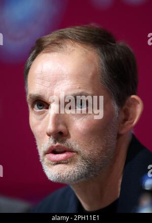 München, Deutschland. 25. März 2023. MÜNCHEN - MÄRZ 25: Vorstellung des neuen Cheftrainers Thomas Tuchel vom FC Bayern Munechen in der Allianz Arena am 25. März 2023 in München. Präsentation von Trainer Coach Thomas Tuchel von Bayern München in der Münchner Allianz Arena Fussball 1. Bundesliga Saison 2022 / 2023 © diebilderwelt / Alamy Live News Stockfoto