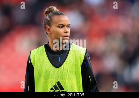 Manchester, Großbritannien. 25. März 2023. Nikita Parris #22 von Manchester United während des Warm-Up vor dem FA Women's Super League-Spiel Manchester United Women vs West Ham United Women in Old Trafford, Manchester, Großbritannien, 25. März 2023 (Foto von Conor Molloy/News Images) in Manchester, Großbritannien, am 3./25. März 2023. (Foto: Conor Molloy/News Images/Sipa USA) Guthaben: SIPA USA/Alamy Live News Stockfoto