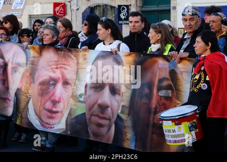 Vierter März der Verstümmelten, zum Beispiel. Gegen die Verwendung von LBD 40 und Granaten. Montpellier, Occitanie, Frankreich Stockfoto