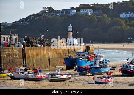 Sonniges St. Ives im Oktober Stockfoto