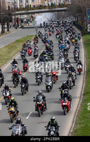 Sofia, Bulgarien - 25. März 2023: Offizielle Eröffnung der Sommermotorradsaison in Sofia, Bulgarien Stockfoto