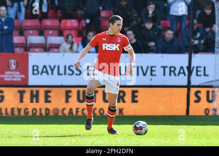 London am Samstag, den 25. März 2023. George Dobson in Aktion während des Spiels der Sky Bet League 1 zwischen Charlton Athletic und Wycombe Wanderers im Valley, London, am Samstag, den 25. März 2023. (Foto: Ivan Yordanov | MI News) Guthaben: MI News & Sport /Alamy Live News Stockfoto