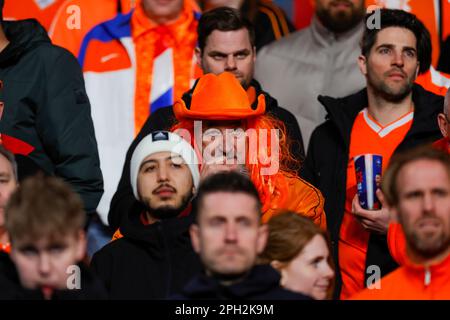 24-03-2023: Sport: Frankrijk vs Nederland PARIS, NIEDERLANDE - MÄRZ 24: Fans der Niederlande während des Spiels European Qualifier Group B Euro 202 Stockfoto