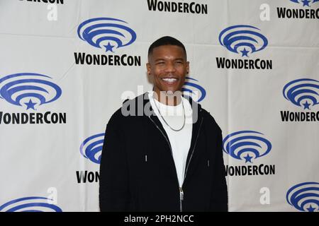 Gauis Charles Ankunft im The Walking Dead: Dead City Fotoanruf bei WonderCon Tag 2 2023 im Anaheim Convention Center am 25. März 2023 Stockfoto