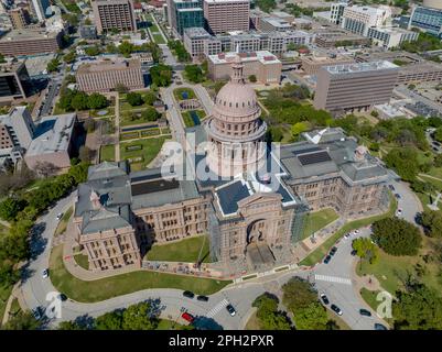 Austin, Texas, USA. 24. März 2023. Das Texas State Capitol Building in Austin, Texas, aus der Vogelperspektive. (Kreditbild: © Walter G. Arce Sr./ZUMA Press Wire) NUR REDAKTIONELLE VERWENDUNG! Nicht für den kommerziellen GEBRAUCH! Stockfoto