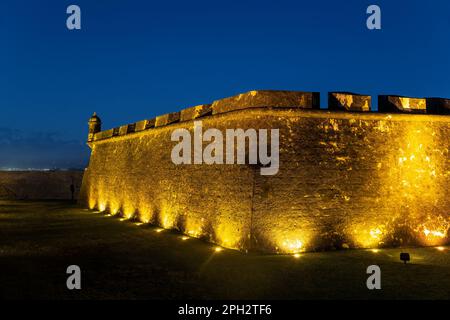 Burgmauern und Wachhäuschen (Garita), San Felipe del Morro Castle, San Juan National Historic Site, Old San Juan, Puerto Rico Stockfoto