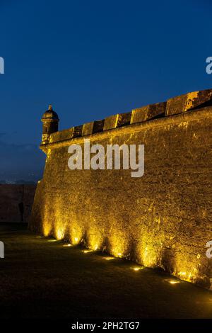 Burgmauern und Wachhäuschen (Garita), San Felipe del Morro Castle, San Juan National Historic Site, Old San Juan, Puerto Rico Stockfoto