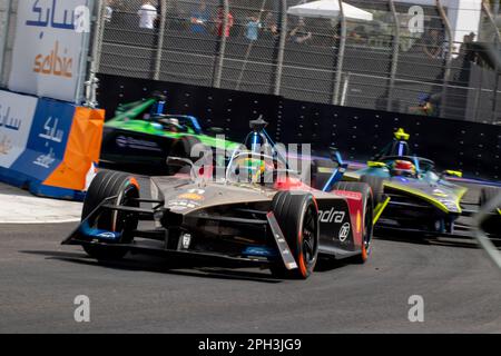 Sao Paulo, Sao Paulo, Brasilien. 25. März 2023. (SPO) Formel E-Rennen in Brasilien, 25. März 2023, Sao Paulo, Brasilien: Das erste Formel-E-Rennen in Brasilien, Der am Nachmittag dieses Samstags, dem 25. März 2023, in Sao Paulo stattfand, endete mit dem Sieg von Neuseeländer Mitch Evans (9 – Jaguar), gefolgt von seinem Landsmann Nick Cassidy (37 – Vision) und dem Engländer Sam Bird (10 – Jaguar). Die Brasilianer Lucas Di Grassi (Mahindra) und Sergio Sette Camara (NIO 333) beendeten 13. bzw. 17. Kredit: ZUMA Press, Inc./Alamy Live News Stockfoto