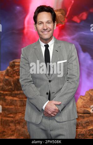 Paul Rudd nimmt am britischen Gala-Screening „Ant-man and the Wasp: Quantumania“ bei BFI IMAX Waterloo in London Teil. Stockfoto