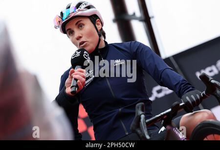 Wevelgem, Belgien. 26. März 2023. Die belgische Sanne Cant von Fenix-Deceuninck wurde bei der Präsentation der Fahrer vor dem Radrennen Gent-Wevelgem für Frauen in Flanders Fields, 162, 5 km von Ieper nach Wevelgem, Sonntag, 26. März 2023, abgebildet. BELGA FOTO DAVID PINTENS Kredit: Belga News Agency/Alamy Live News Stockfoto