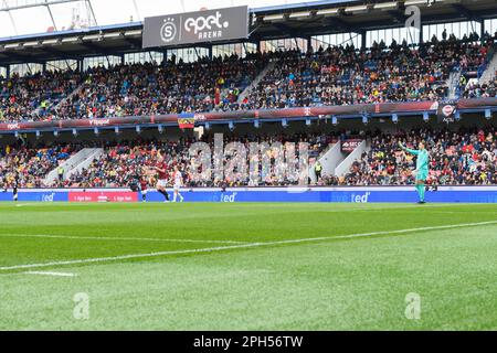 Voller Stand während des I. Liga Zeny Spiels zwischen Sparta Prag und Slavia Prag im Letna Stadion, Tschechische Republik. (Sven Beyrich/SPP) Kredit: SPP Sport Press Photo. Alamy Live News Stockfoto