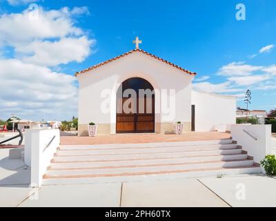 Kirche der Insel Culatra in der Nähe von Olhao Portugal Stockfoto