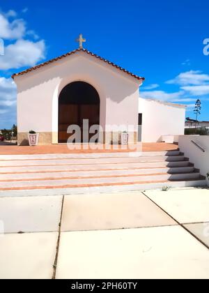 Kirche der Insel Culatra in der Nähe von Olhao Portugal Stockfoto