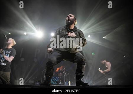 Brian Burkheiser und Eric Vanlerberghe von I treten am 22. März 2023 auf der O2 Academy Glasgow auf Stockfoto