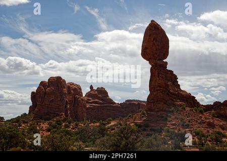 Ausgewogene Rock im Arches-Nationalpark, Utah, USA Stockfoto