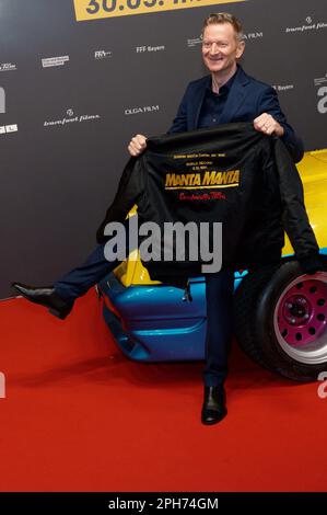 26. März 2023, Nordrhein-Westfalen, Köln: Schauspieler Michael Kessler kommt zur Premiere des Films "Manta Manta - Zwoter Teil". Foto: Henning Kaiser/dpa Stockfoto