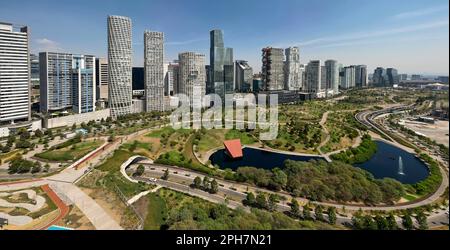 Panoramablick über den Parque La Mexicana (der mexikanische Park) in Santa Fe, Mexiko-Stadt, Mexiko Stockfoto