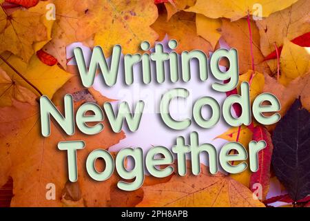 Herbstlaub, Objekte, die neuen Code zusammen schreiben. Natürliche Muster, Farbdesign. Stockfoto