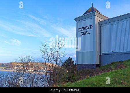 Llandudno Great Orme Cable Car - Cerbyd Cebl, mit Blick auf die Nordwestküste und das Stadtzentrum, Happy Valley, Wales, UK, LL30 Stockfoto