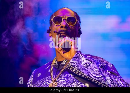 Berlin, Deutschland. 23. März 2023. Snoop Dogg veranstaltet am 23. März 2023 ein Konzert im Max-Schmeling-Halle in Berlin. (Foto: Emmanuele Contini/NurPhoto) Kredit: NurPhoto SRL/Alamy Live News Stockfoto