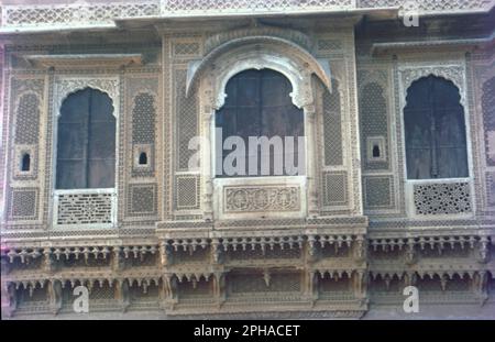 Zarukha & Windows von Rajasthan Palaces, Rajasthan, Indien Stockfoto