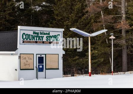 Hog Island Country Store entlang U.S. 2 und Lake Michigan auf der Oberen Halbinsel, Michigan, USA [Keine Veröffentlichung von Eigentum; nur redaktionelle Lizenzierung] Stockfoto