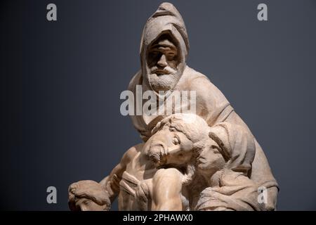 Michelangelos unvollendetes Bandini Pietá wird im Museum Opera del Duomo in Florenz ausgestellt. In seine 70s geschnitzt. Stockfoto