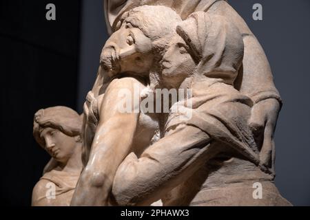 Michelangelos unvollendetes Bandini Pietá wird im Museum Opera del Duomo in Florenz ausgestellt. In seine 70s geschnitzt. Stockfoto