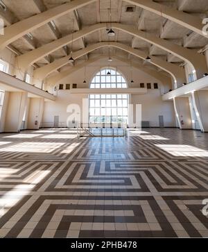 Übertragungsraum in Gebäude A der ehemaligen Langwellen-Funksendestation Radio Kootwijk, Veluwe, Apeldoorn, Niederlande Stockfoto