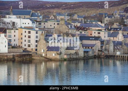 Lerwick, Shetland - die Anfahrt mit der Fähre. Stockfoto