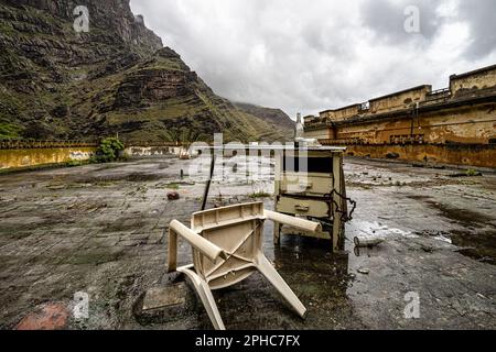 Lost Place Balneario Los Berrazales, Botteleria Agua de Agaete in Valle de Agaete auf Gran Canaria, Kanarische Inseln, Spanien. Stockfoto