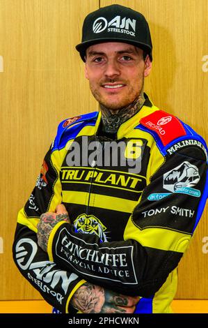 Manchester, Großbritannien. 27. März 2023. Lewis Kerr - Sheffield „TruPlant“ Tigers während des SGB Premiership Match zwischen Belle Vue Aces und Sheffield Tigers im National Speedway Stadium, Manchester, am Montag, den 27. März 2023. Kredit: MI News & Sport /Alamy Live News Stockfoto