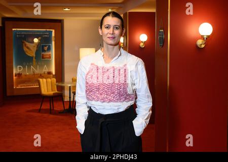 Paris, Frankreich. 27. März 2023. Dancer Clementine Deluy besucht die Premiere der Dancing Pina im Kino Arlequin auf Marsh 27 in Paris, Frankreich. Foto: Laurent Zabulon/ABACAPRESS.COM Kredit: Abaca Press/Alamy Live News Stockfoto