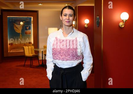 Paris, Frankreich. 27. März 2023. Dancer Clementine Deluy besucht die Premiere der Dancing Pina im Kino Arlequin auf Marsh 27 in Paris, Frankreich. Foto: Laurent Zabulon/ABACAPRESS.COM Kredit: Abaca Press/Alamy Live News Stockfoto