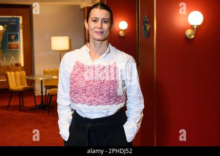 Paris, Frankreich. 27. März 2023. Dancer Clementine Deluy besucht die Premiere der Dancing Pina im Kino Arlequin auf Marsh 27 in Paris, Frankreich. Foto: Laurent Zabulon/ABACAPRESS.COM Kredit: Abaca Press/Alamy Live News Stockfoto