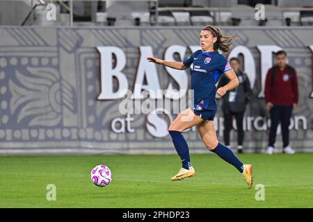 San Diego, Kalifornien, USA. 25. März 2023. San Diego Wave FC Forward Alex Morgan (13) während eines NWSL-Fußballspiels zwischen den Chicago Red Stars und dem San Diego Wave FC im Snapdragon Stadium in San Diego, Kalifornien. Justin Fine/CSM/Alamy Live News Stockfoto
