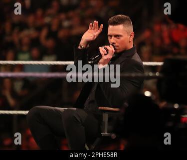 Phoenix, Arizona, USA. 27. März 2023. PHOENIX, ARIZONA - 27. MÄRZ: The Miz während WWE WrestleMania RAW im Footprint Center am 27. März 2023 in Phoenix, Arizona, USA. (Kreditbild: © Alejandro Salazar/PX Imagens via ZUMA Press Wire) NUR REDAKTIONELLE VERWENDUNG! Nicht für den kommerziellen GEBRAUCH! Kredit: ZUMA Press, Inc./Alamy Live News Stockfoto