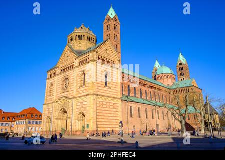 Die kaiserliche Kathedrale von Speyer, Rheinland-Pfalz, Deutschland, auch als Speyer-Kathedrale bezeichnet. Stockfoto