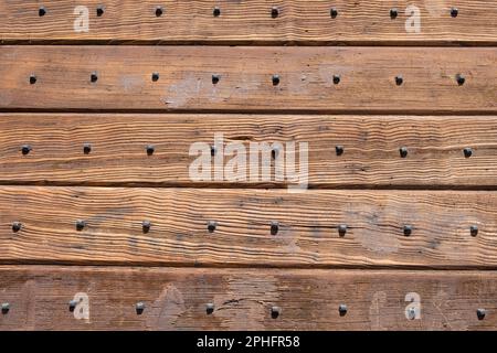 Holzhintergrund, Textur. Holzbretter mit Nägeln und rustikaler Vintage-Kulisse Stockfoto