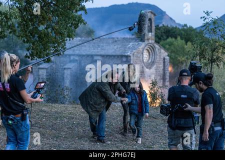 BELEN RUEDA und MAIA ZAITEGI in LA ERMITA (2023) unter der Leitung VON CARLOTA PEREDA. Kredit: CASTELAO PRODUCTIONS / Album Stockfoto